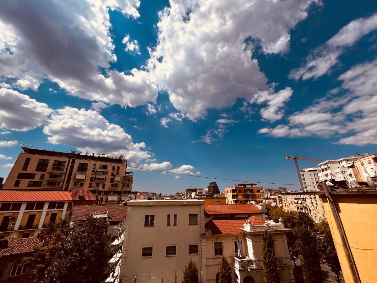 City Center Two Private Bedrooms Near Scanderbeg Square On Shared Apartment Tirana Bagian luar foto