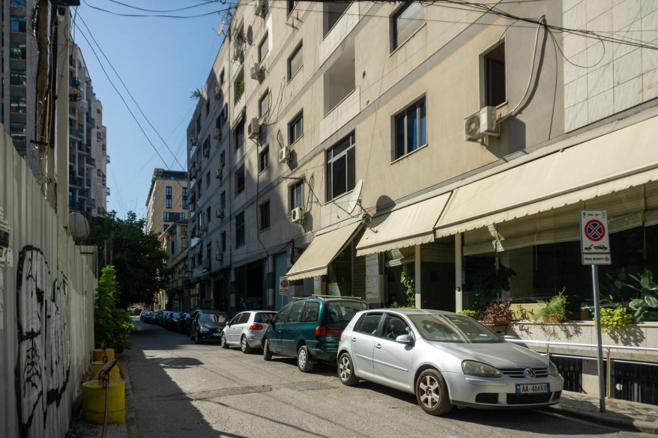 City Center Two Private Bedrooms Near Scanderbeg Square On Shared Apartment Tirana Bagian luar foto